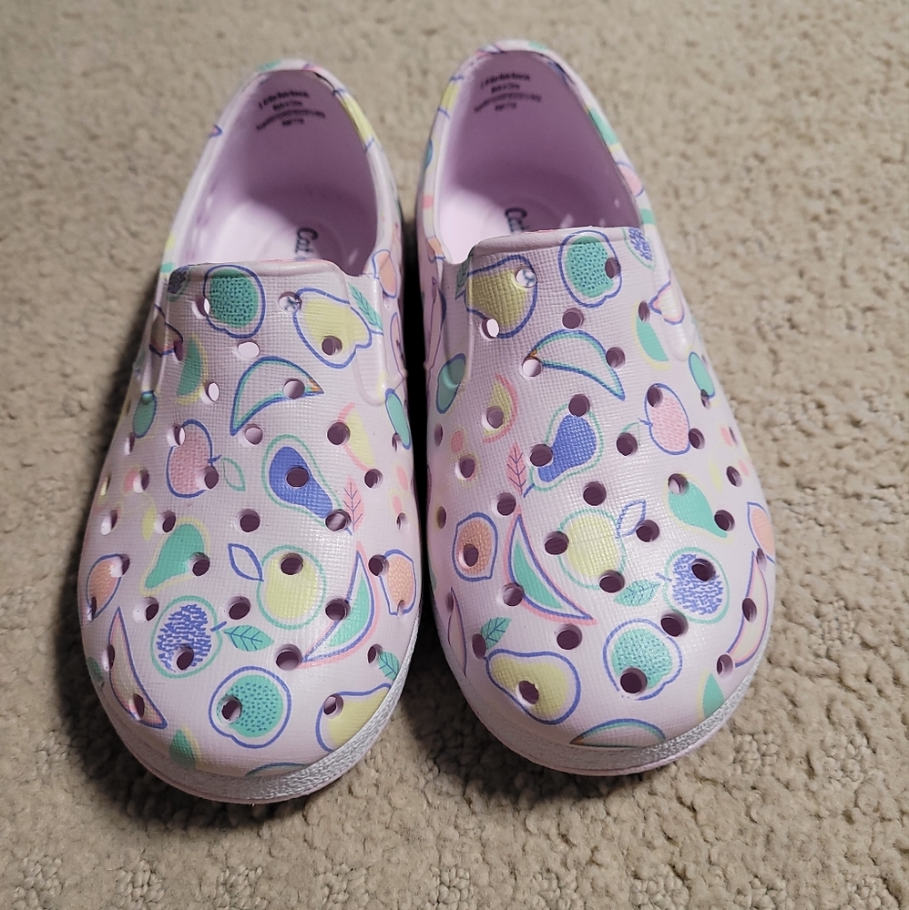 Kids slip on apparel